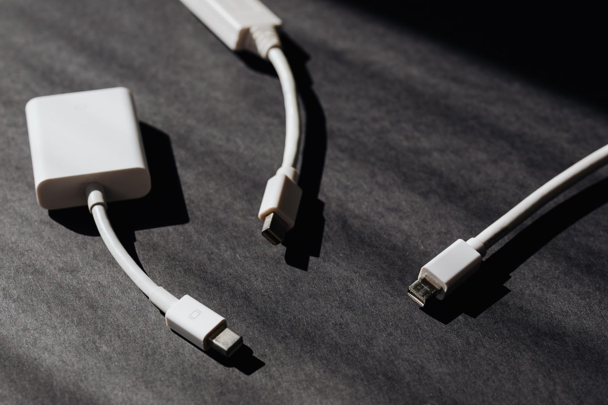 Cables y adaptadores